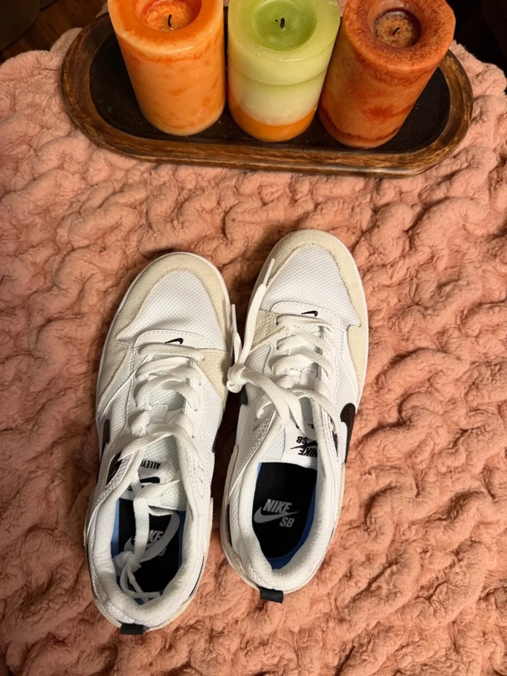 Nike White and Black Low-Top Sneakers/New without tag